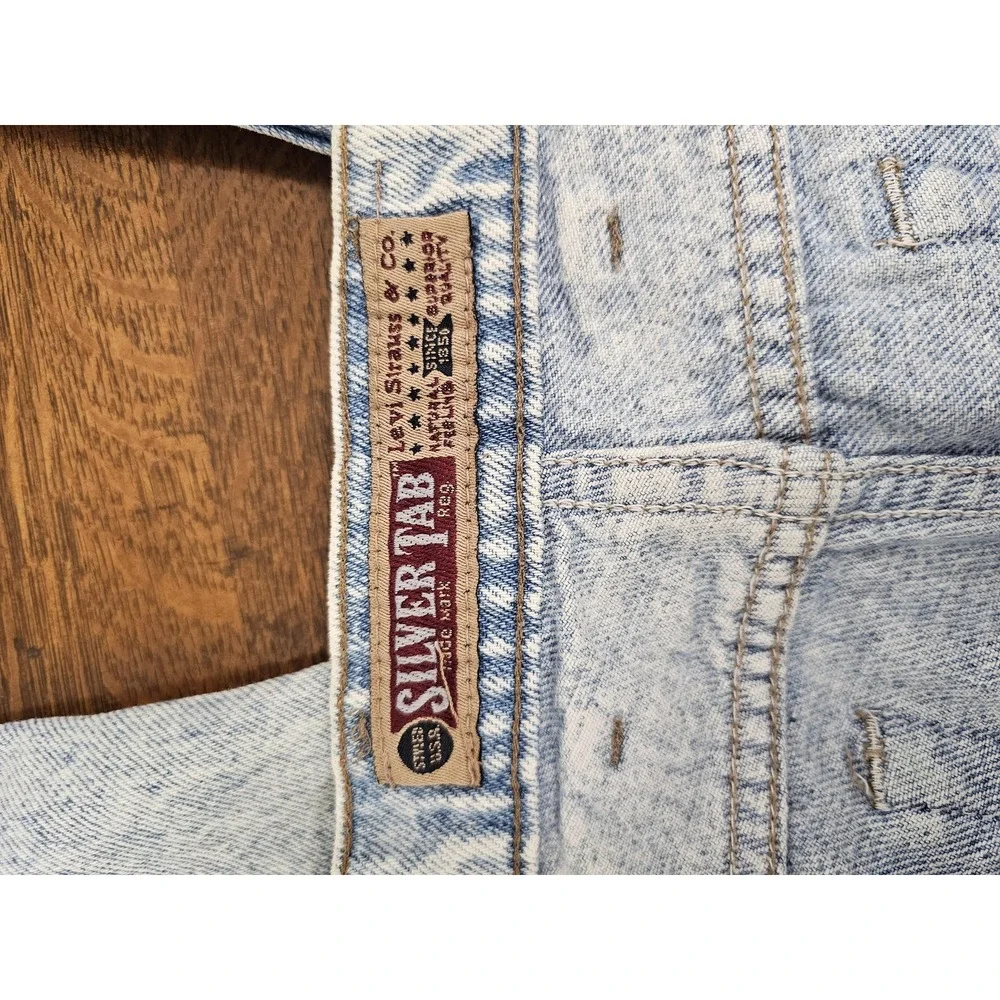 Vintage Levis SilverTab Jeans Mens 36 x 34 Acid Light Wash‎ Baggy Tapered 90s